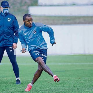 Los Rayados tienen dos positivos más a COVID-19