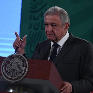 México crecerá entre 4% y 5% este año: López Obrador
