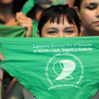 La ley que avala el aborto entra en vigor en Argentina