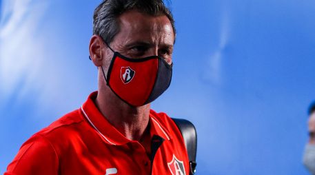 Los malos resultados del director técnico argentino, Diego Cocca, aunado a la urgencia de obtener triunfos de manera obligatoria, hacen que los aficionados ya pidan su cabeza con tan solo tres partidos del Guard1anes 2021. IMAGO7 / ARCHIVO