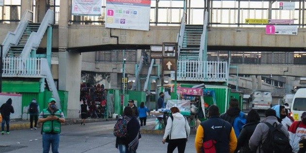 Metro en CDMX: L&iacute;nea 1 reanuda operaciones con afluencia del 15%