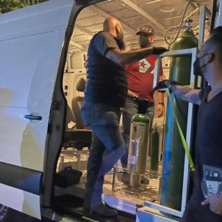 COVID-19: Ante escasez, surge venta de oxígeno en las calles