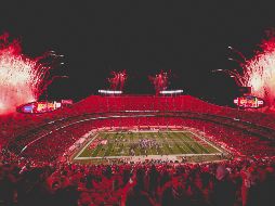 Afirman que Lamar Hunt, antiguo dueño de los Chiefs, pensó en este nombre debido a que uno de sus hijos jugaba con una pelota a la que llamaba ''Super Ball''. TWITTER / @Chiefs