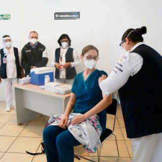 COVID-19: Prevén compra de vacunas para Jalisco hasta fin de año