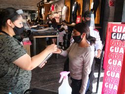 El incremento en el número de casos y nuevos confinamientos podrían generar cambios en la expectativa para el empleo en Jalisco. EL INFORMADOR/ARCHIVO