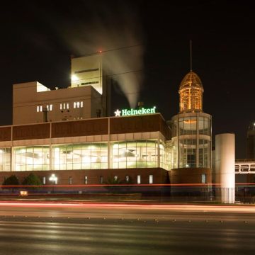 HEINEKEN México incorporó maquinaria especializada para aprovechar el dióxido de carbono en la producción de 