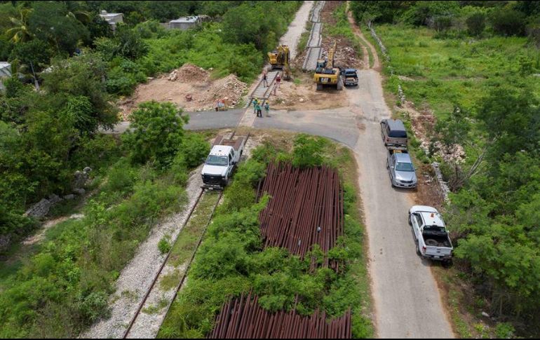 Aspectos generales de los trabajos de construcción en un tramo del Tren Maya a la altura de la comunidad de Chocholá, Yucatán. EFE/ARCHIVO