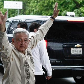 AMLO, contento, optimista y mejora rápidamente: Segob