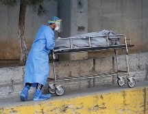 Algunos de los síntomas de COVID-19 a largo plazo son fatiga, dificultad para respirar, tos, dolor de articulaciones y dolor en el pecho. EFE/F. Guasco