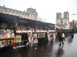 Apertura parcial. Así se aprecia este icónico lugar que ha quedado relegado en París. EFE