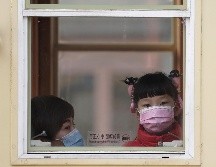 China fue capaz de limitar el contagio de COVID-19 a menos de 90 mil casos y a una cifra de cuatro mil 636 muertos, según el recuento oficial. AP / ARCHIVO