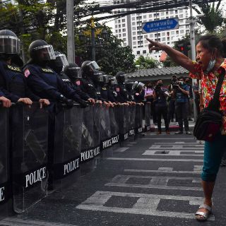 México ve con "gran preocupación" conflicto en Birmania tras golpe de estado