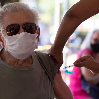 COVID-19: Diez pasos para registrar a adultos mayores para la vacuna contra el coronavirus