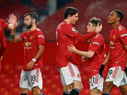 CELEBRAN. Los Diablos Rojos no tuvieron piedad de su rival. EFE