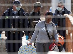 El Servicio de Control de Inmigración y Aduanas (ICE) ha deportado a inmigrantes a cuando menos tres países: Honduras, Guatemala y Jamaica. EFE/Archivo