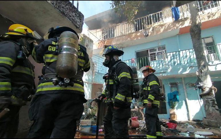 El siniestro se registra al cruce de Enrique Granados y María Mares, en una finca de tres niveles habilitada como vecindad. ESPECIAL