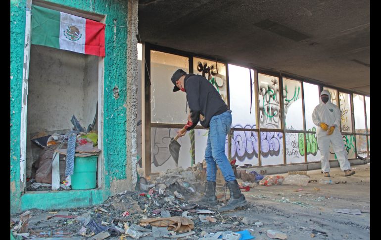 En la primer intervención del año, en una casa ubicada en Jardines del Country, se sacaron 70 toneladas de basura y escombro. ESPECIAL/ Gobierno de Jalisco