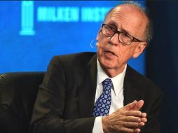 Stephen Roach, profesor de la Universidad de Yale y expresidente del banco de inversión Morgan Stanley en Asia, predice una caída de 35% del dólar hacia finales de 2021. GETTY IMAGES