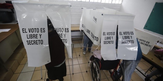 Elecciones 2021: El INE presenta cuaderno anticorrupci&oacute;n