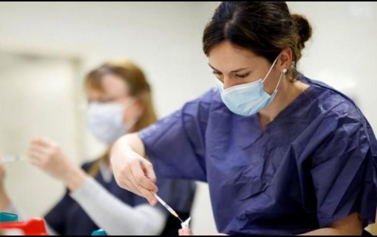 Muchos países se enfrentan al reto de administrar las vacunas antes de que se estropeen. REUTERS