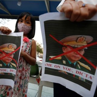 Birmania bloquea el Internet mientras aumenta el descontento social