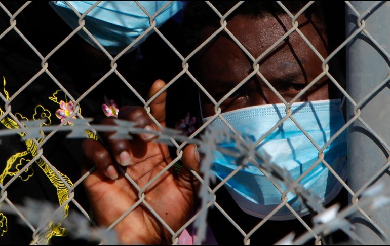 Guatemala, Honduras y El Salvador recibirán migrantes deportados de otras nacionalidades en sus territorios. AP