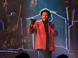 Sin invitados, The Weeknd brinda breve show de medio tiempo en el Super Bowl 2021