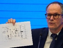 El equipo está considerando varias teorías para explicar cómo llegó el virus a los humanos. AP / Ng Ha Guan