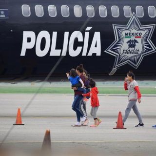 EU advierte a indocumentados que la "gran mayoría" serán rechazados