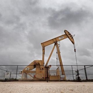 El petróleo se desacelera ante la cautela de la AIE