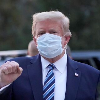 Trump estuvo a punto de usar un respirador cuando tuvo COVID-19: NYT