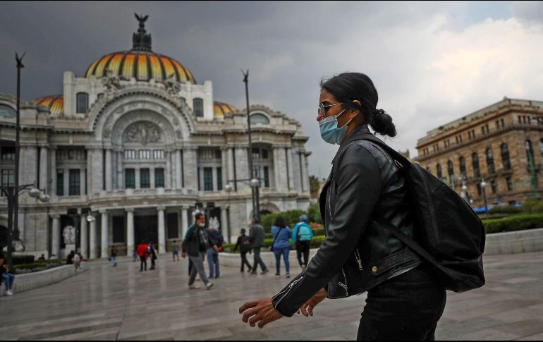 Hay cinco mil 860 hospitalizados por COVID-19 en la Ciudad de México, mientras que en el Valle de México hay siete mil 873 pacientes. SUN / D. Sánchez