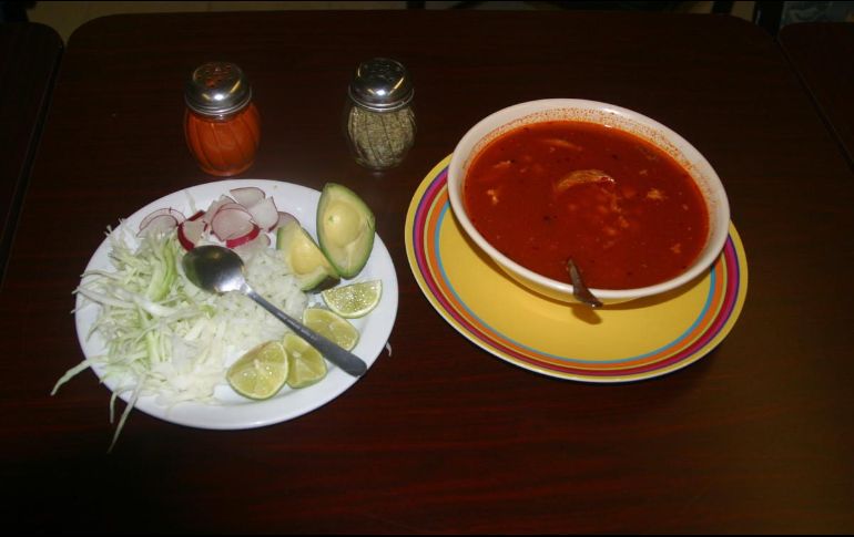 Adéntrate a la cocina de la menudería y cenaduría La Estancia  EFE/Archivo