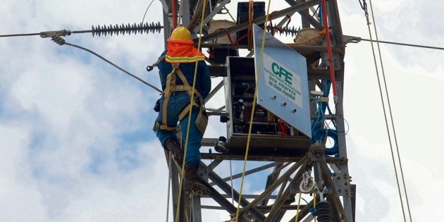 Reforma el&eacute;ctrica impulsada por Morena, con "lealtad ciega" a caprichos de AMLO: PAN