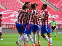 Chivas debe vencer a Necaxa este sábado, para reflejar el triunfo sobre el León del pasado lunes, y porque así escalará posiciones en la tabla general del Torneo Guard1anes 2021. IMAGO7