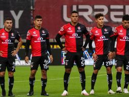 Sin mayores protocolos y medidas sanitarias, el zaguero Anderson Santamaría (C) se encontraba en una fiesta. El viernes, la Liga y Atlas informaron que no hay un sólo caso positivo en el equipo. IMAGO7