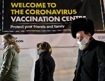 El Reino Unido superó hoy su meta de aplicar vacunas a 15 millones de personas prioritarias con al menos una dosis. AP/ARCHIVO