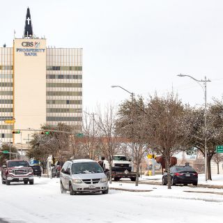Por heladas en Texas, podrían subir precios de gasolina