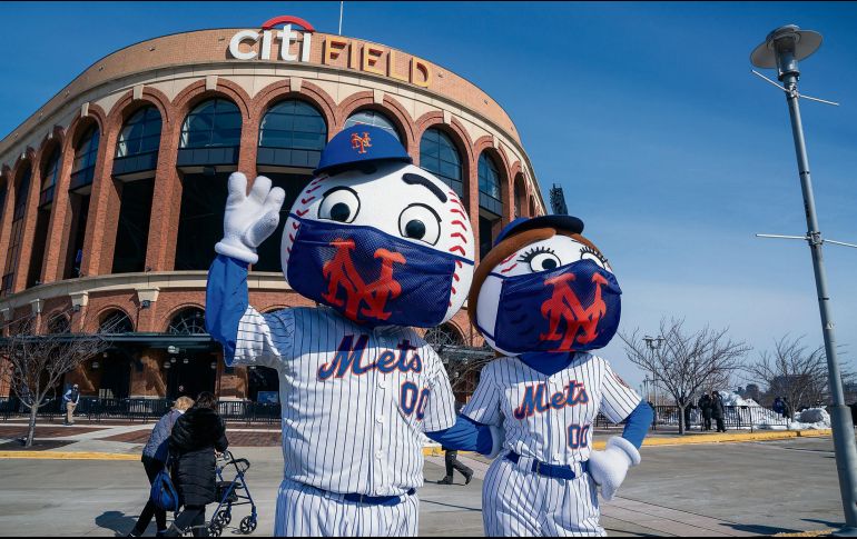 MEDIDAS. Algunos equipos permitirán acceso limitado a sus parques, pero los protocolos en medio de la pendemia seguirán siendo estrictos. AFP •D . Delgado