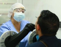 Un policía de 21 años burló los filtros de ingreso al disfrazarse de médico para ver a su papá. ARCHIVO.