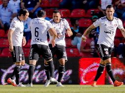 En una charla con el histórico Rio Ferdinand, Ravel Morrison dijo que por el sueldo que cobraba como juvenil del Manchester United, robaba las botas de los peces gordos del vestuario para dar comida a su familia. IMAGO7