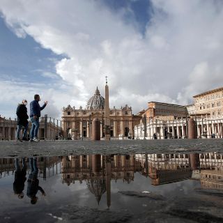 El Vaticano despediría a empleados que rechacen vacuna anti COVID-19