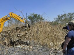 Para realizar las labores de búsqueda en el sitio de inhumación clandestina ubicado en Tlaquepaque se utilizó maquinaria. ESPECIAL/ Fiscalía de Jalisco