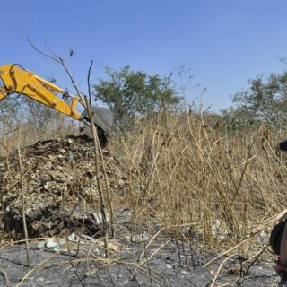 Seguridad en Jalisco: Hallan cinco personas en fosa de San Martín y seis más en bolsas en El Bajío