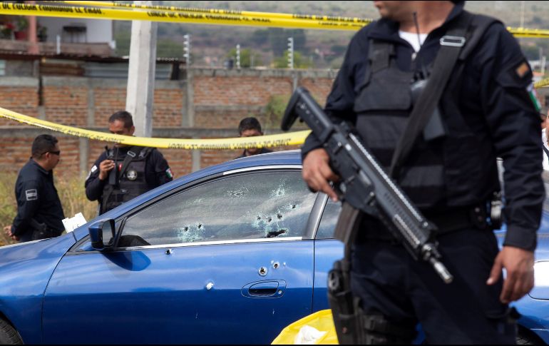 Seis estados concentraron casi la mitad de los homicidios, con Guanajuato a la cabeza (335), seguido por Baja California (284), Jalisco (212), Michoacán (204), Chihuahua (196) y Estado de México (168). EFE / ARCHIVO