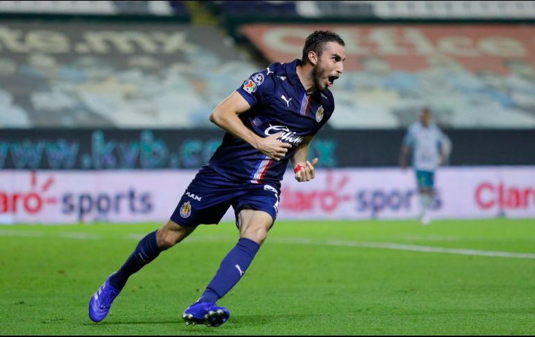 ''Para nosotros esta es una buena oportunidad para comenzar a escalar en la tabla general'', señaló Alejandro Mayorga, quien apunta a repetir como estelar en la lateral de la izquierda de Chivas. IMAGO7