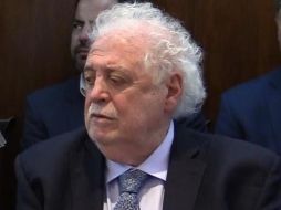 Miles en redes sociales pidieron la renuncia del ministro de Salud argentino, Ginés González García. EFE/ARCHIVO