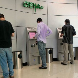 Coparmex: Precios de la luz subirán 17% si se avala la reforma eléctrica de AMLO