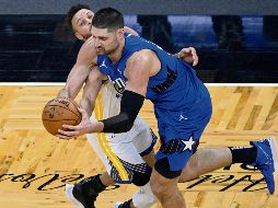 Nikola terminó con una cosecha de 30 puntos,16 rebotes y 10 asistencias en el juego de ayer. AP