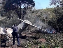 La aeronave de la Fuerza Aérea Méxicana´cayó en las inmediaciones del aeropuerto de El Lencero del municipio de Emiliano Zapata, en Veracruz. EFE/Secretaria de Seguridad Pública de Veracruz